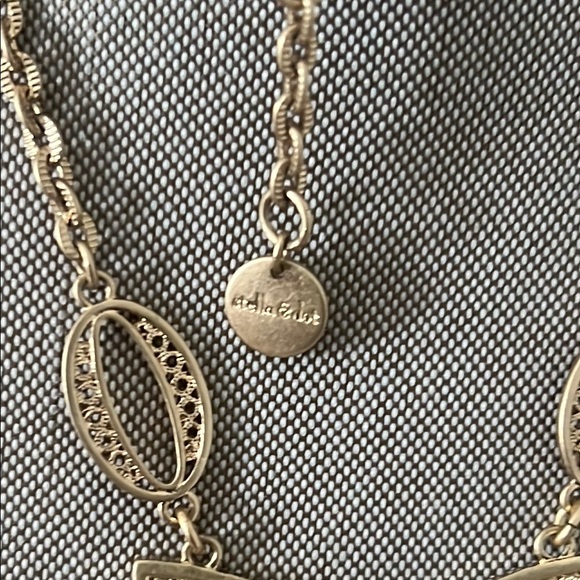 STELLA & DOT Gold bib Statement Necklace - Picture 5 of 7